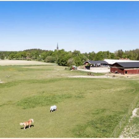 Vallby Farm Camp Örebro Buitenkant foto