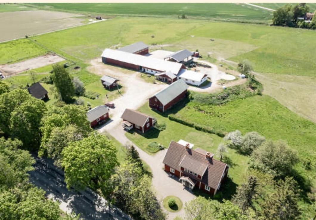 Vallby Farm Camp Örebro Buitenkant foto